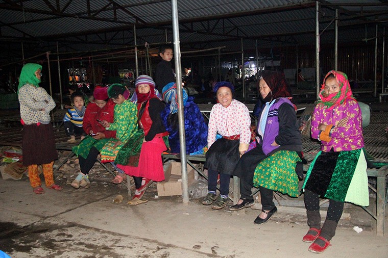 Độc đáo chợ phiên Đồng Văn ngày cuối tuần ảnh 5