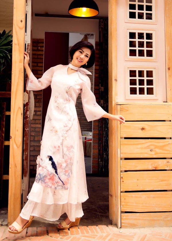 Mai Phương chụp ảnh Tết bên con gái ảnh 9