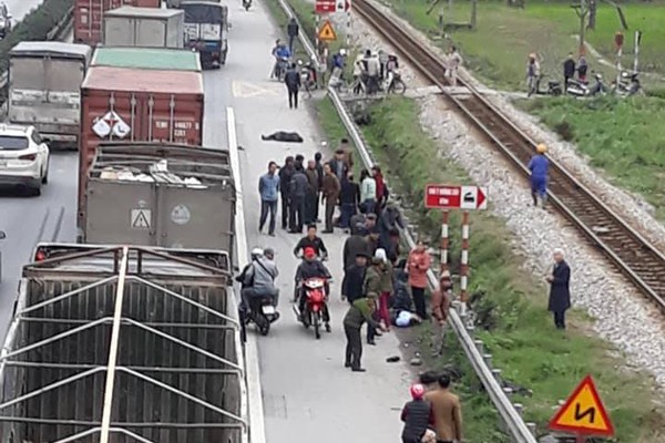 Từ tai nạn 8 người chết: Không có đường gom do thiếu tiền ảnh 1