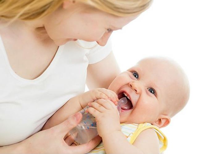 Những cách giảm đau cho trẻ khi tiêm, cha mẹ nào cũng nên biết ảnh 1