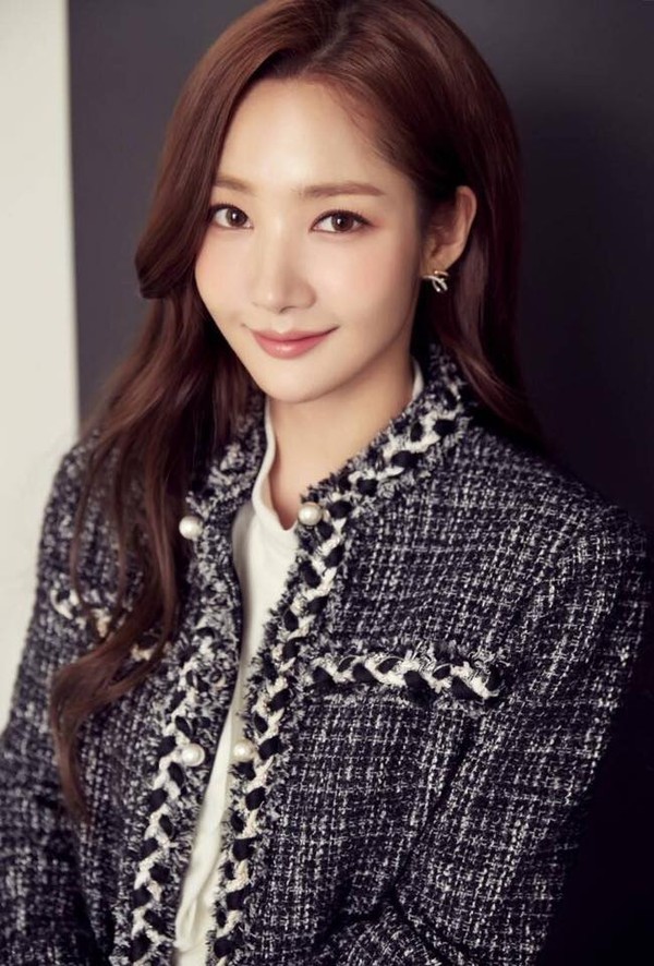 'Thư kí Kim' Park Min Young trút bầu tâm sự về tin đòn hẹn hò với Park Seo Joon ảnh 4