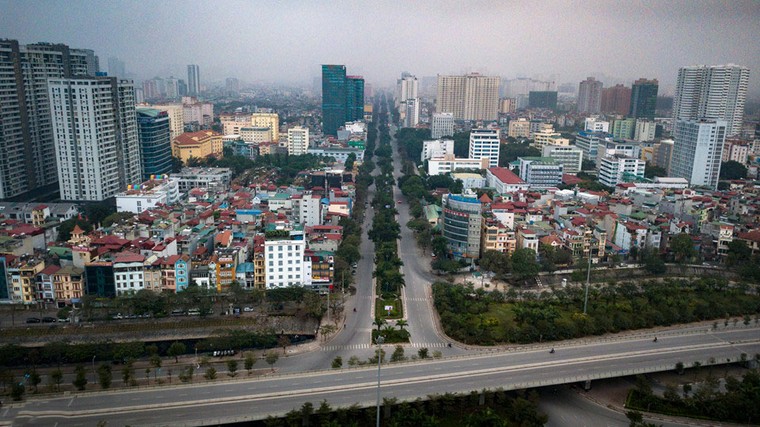 Khung cảnh vắng vẻ của Hà Nội vào sáng mùng 1 Tết ảnh 4