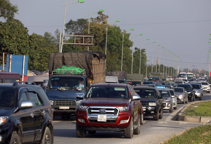 Chiều mùng 4 Tết, cao tốc Pháp Vân - Cầu Giẽ ùn tắc gần 5km ảnh 5