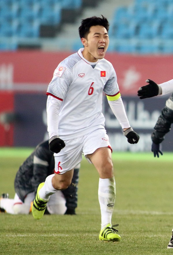 4 soái ca tuổi Hợi vạn người mê: Người là hot boy sân cỏ, người là vlogger triệu follower ảnh 3