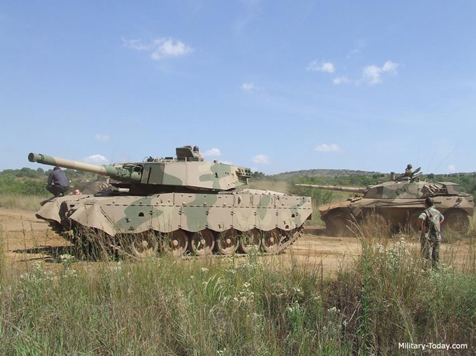 Cận cảnh cỗ xe tăng mạnh nhất của Quân đội Nam Phi ảnh 4