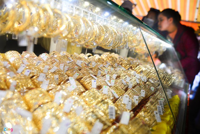 Người dân thường mua gì trong ngày Thần tài?