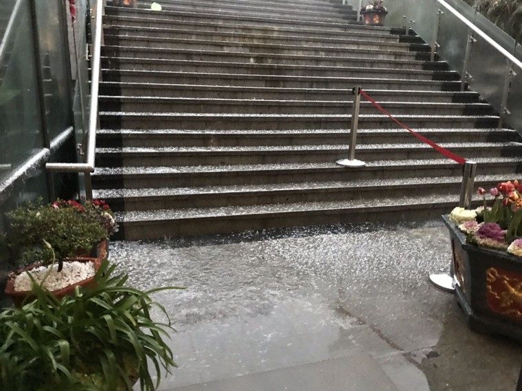 Đỉnh Fansipan đẹp ngỡ ngàng sau cơn mưa băng ảnh 7