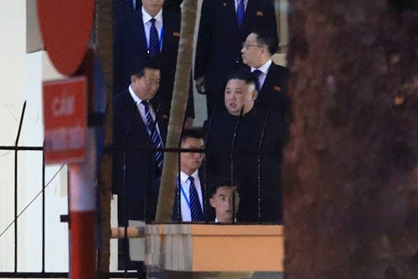 Hoạt động đầu tiên của Chủ tịch Kim Jong Un khi tới Hà Nội ảnh 6