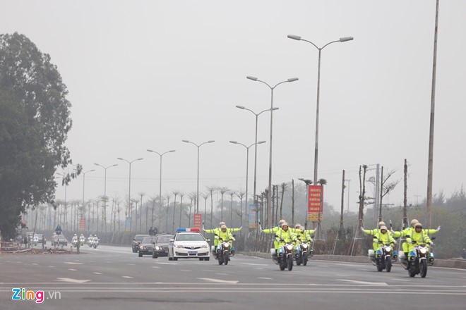 Toàn cảnh đoàn xe của Chủ tịch Triều Tiên Kim Jong-un tới Hà Nội ảnh 5