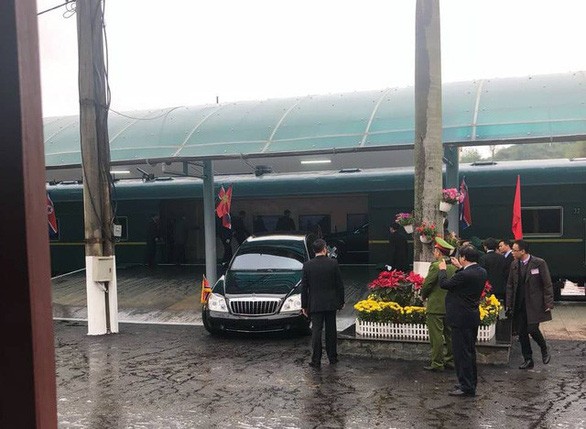 Hành động chưa có tiền lệ của Chủ tịch Kim Jong Un khi đến Việt Nam ảnh 7