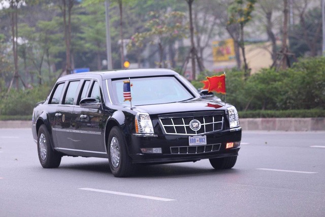 Kết thúc họp báo, Tổng thống Trump lên chuyên cơ về nước ảnh 5