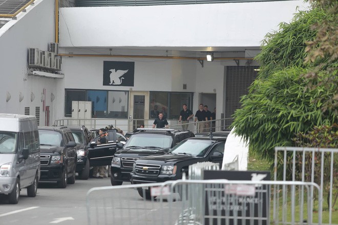 Kết thúc họp báo, Tổng thống Trump lên chuyên cơ về nước ảnh 2