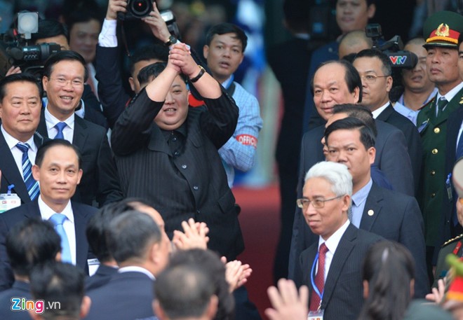 Tàu chở Chủ tịch Triều Tiên Kim Jong-un đã lăn bánh rời ga Đồng Đăng ảnh 4