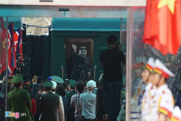 Tàu chở Chủ tịch Triều Tiên Kim Jong-un đã lăn bánh rời ga Đồng Đăng ảnh 1