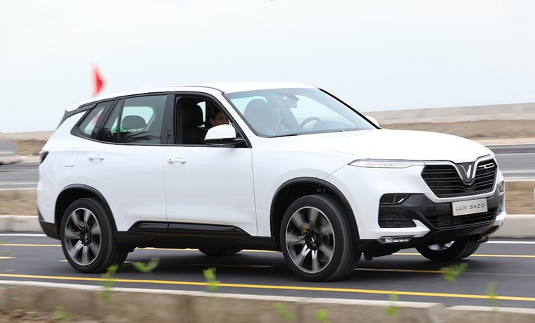 VinFast hoàn thành sản xuất thử nghiệm chiếc xe Lux SUV đầu tiên ảnh 5