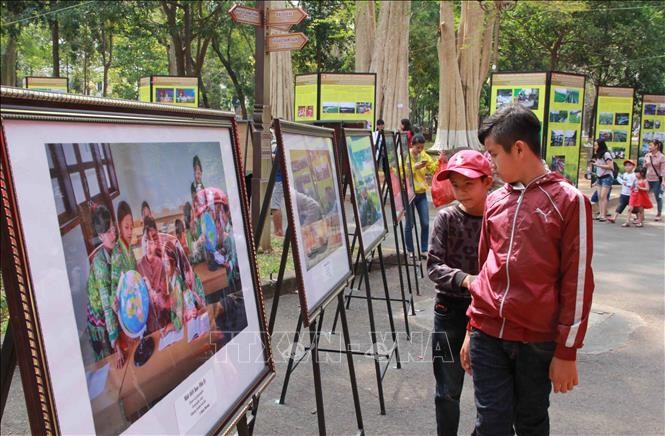 Triển lãm ảnh '44 năm chiến thắng Buôn Ma Thuột - Những chặng đường lịch sử' ảnh 4