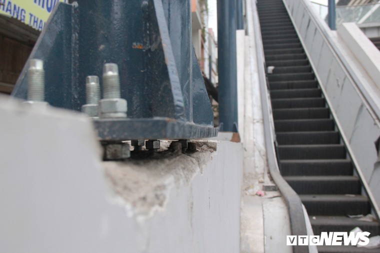 Đường sắt 20.000 tỷ đồng sắp hoạt động vẫn nhếch nhác giữa Thủ đô ảnh 10