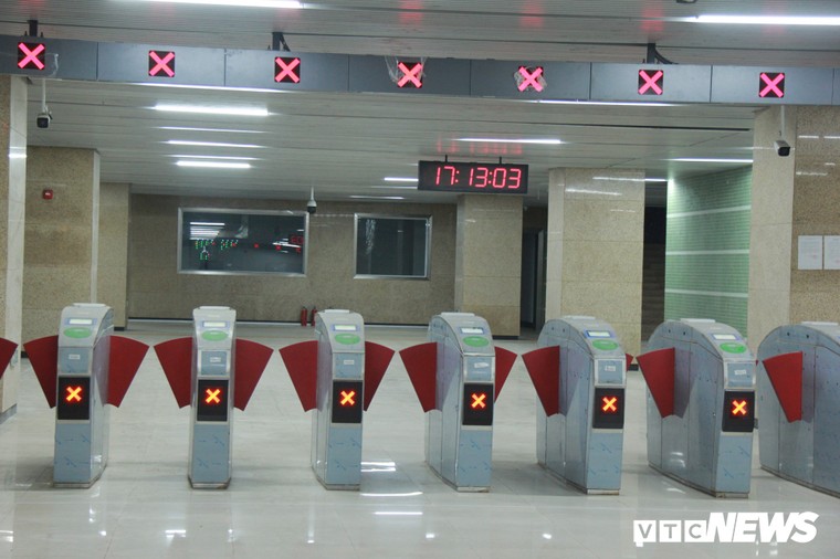 Đường sắt 20.000 tỷ đồng sắp hoạt động vẫn nhếch nhác giữa Thủ đô ảnh 2