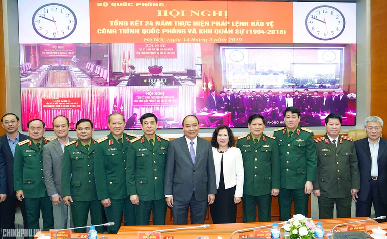 Thủ tướng: Không vì kinh tế mà coi nhẹ nhiệm vụ quốc phòng ảnh 3