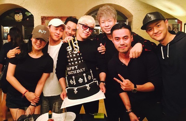 Thiếu gia Tân Hoàng Minh khóa Instagram giữa scandal của bạn thân Seung Ri ảnh 2