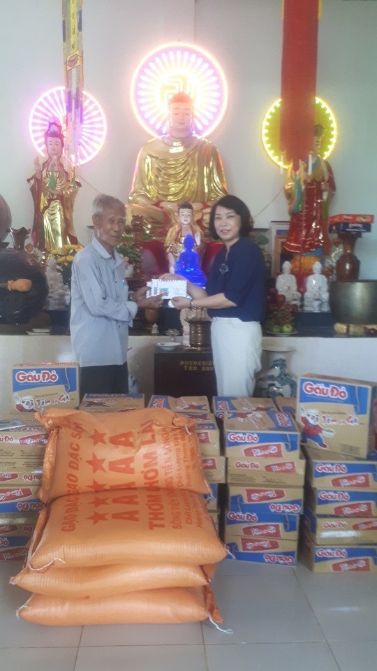 Chuyến đi của những tấm lòng nhân ái ảnh 7