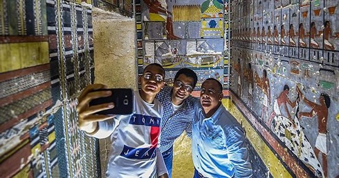 Bên trong ngôi mộ cổ nghìn năm tuổi ở Ai Cập màu vẫn nguyên... như mới ảnh 1