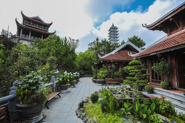 Hơn 3.000 du khách Indonesia tới Bà Nà Hills ảnh 2