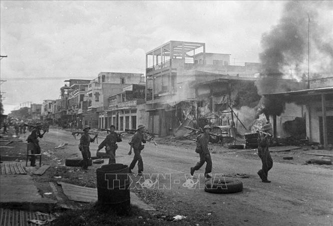 Những 'thước phim' lịch sử về chiến thắng mùa Xuân 1975 ảnh 1