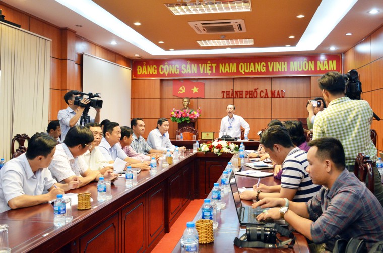 Vụ phát hiện xác thai nhi trong rác: Kiến nghị giám định mẫu vật trong hũ sành ảnh 3