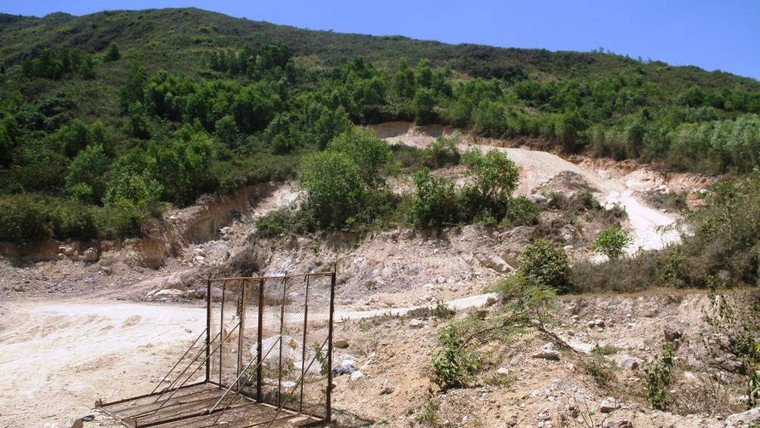 Làm rõ nguyên nhân một phụ nữ tử vong khi phản đối khai thác đất trái phép ảnh 1