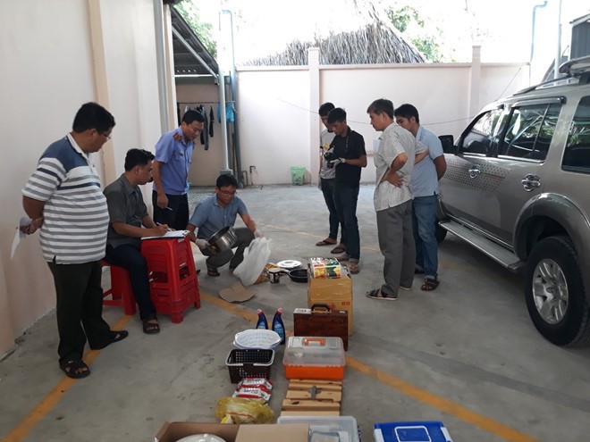 Phát hiện nhiều tiền mặt trên ôtô chở các nghi can vụ thi thể bị đổ bê tông ảnh 1