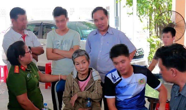 Vụ xác người trong bê tông: Hàng xóm ngửi thấy mùi hôi 1 tháng trước ảnh 1