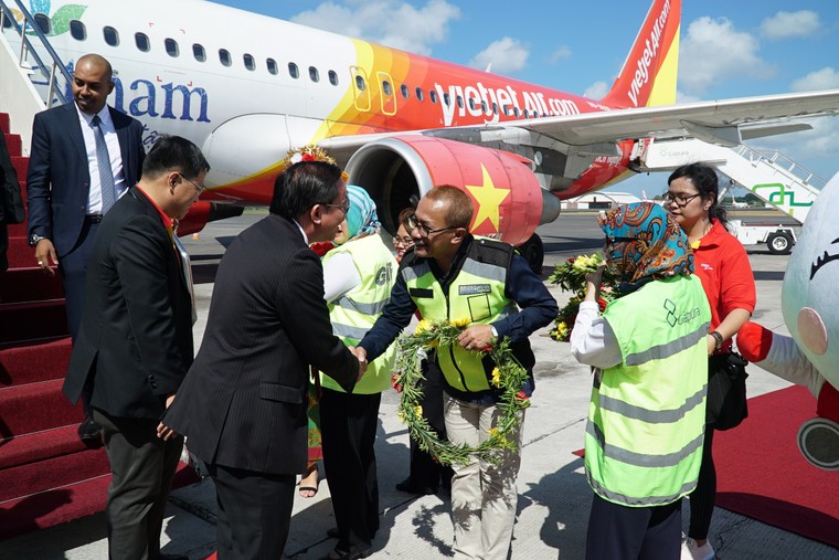 Vietjet khai trương đường bay thẳng từ TP.HCM đến Bali ảnh 3