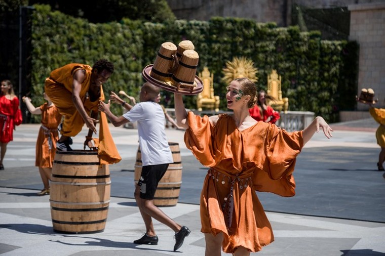 Nóng: Rò rỉ những hình ảnh đầu tiên của show Vũ hội ánh dương tại Bà Nà Hills ảnh 9