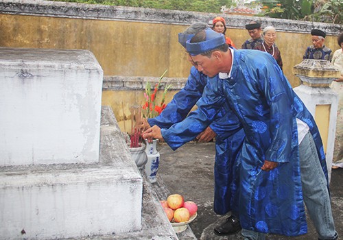 Vua Thành Thái qua đời ở đâu?