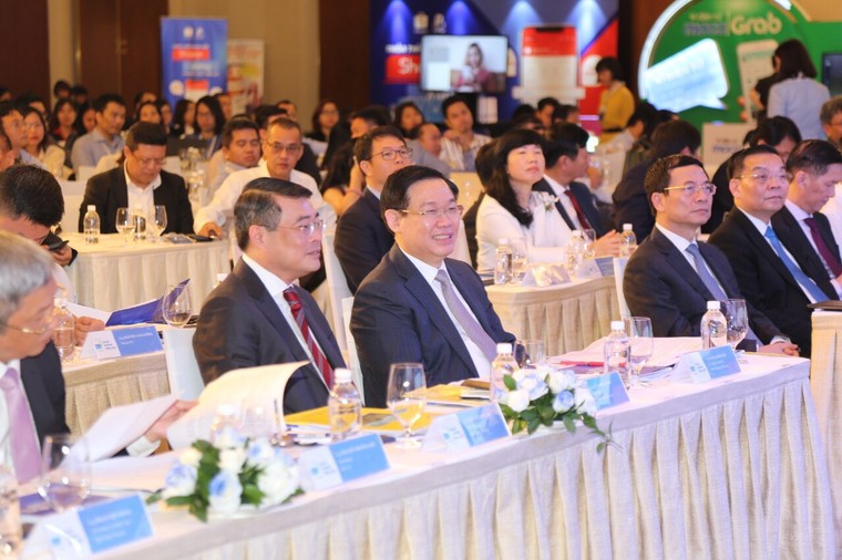 Vietjet tiên phong ứng dụng không dùng tiền mặt ảnh 6