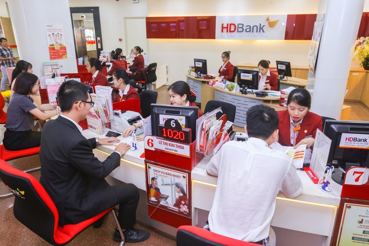 Vi vu châu Âu miễn phí cùng HDBank mBanking ảnh 1