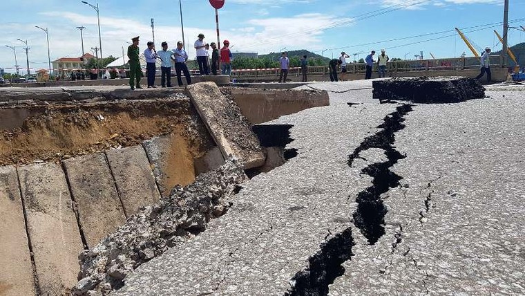 Toàn cảnh ‘hố tử thần’ khiến 5 người thương vong tại Thanh Hóa ảnh 9