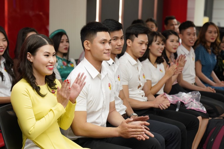 Tháng 7, Vietjet tìm kiếm những đôi cánh tiếp 'giấc mơ bay' tại Hà Nội ảnh 1