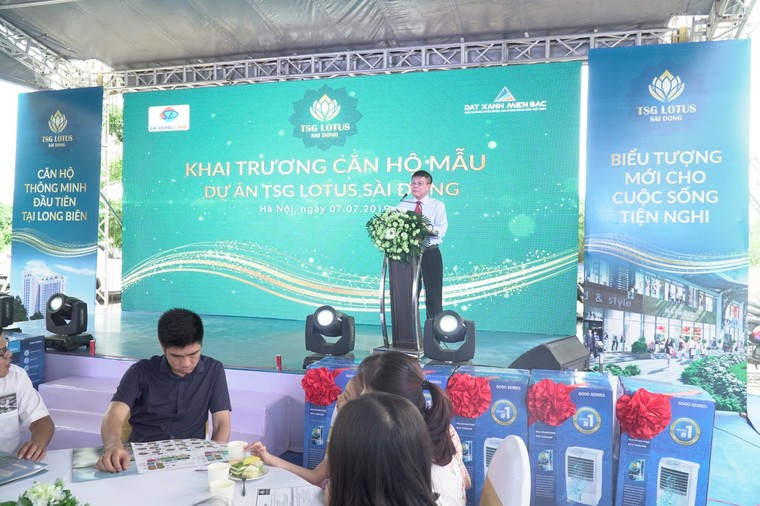 Đông đảo khách hàng tham dự khai trương căn hộ mẫu TSG Lotus Sài Đồng ảnh 1