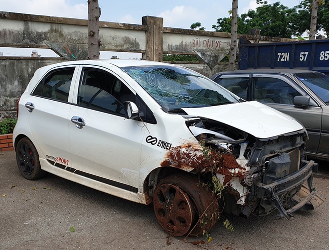 Dựng lại hiện trường vụ Thiếu tá CSGT lái ôtô tông chết người ảnh 1