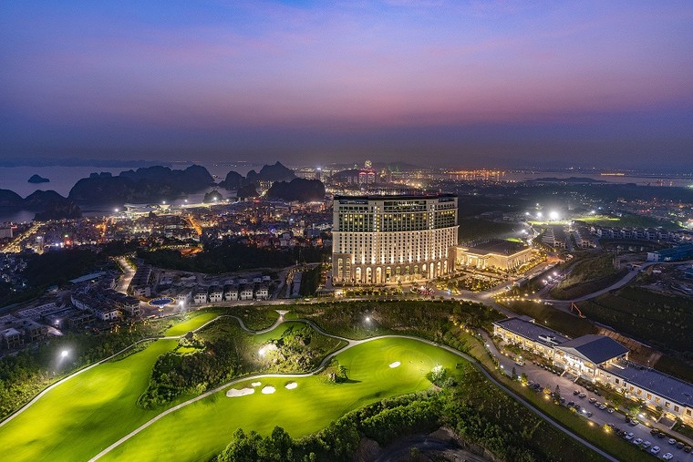 Tập đoàn FLC giành 'cú đúp' Giải thưởng Du lịch Việt Nam 2019 ảnh 2