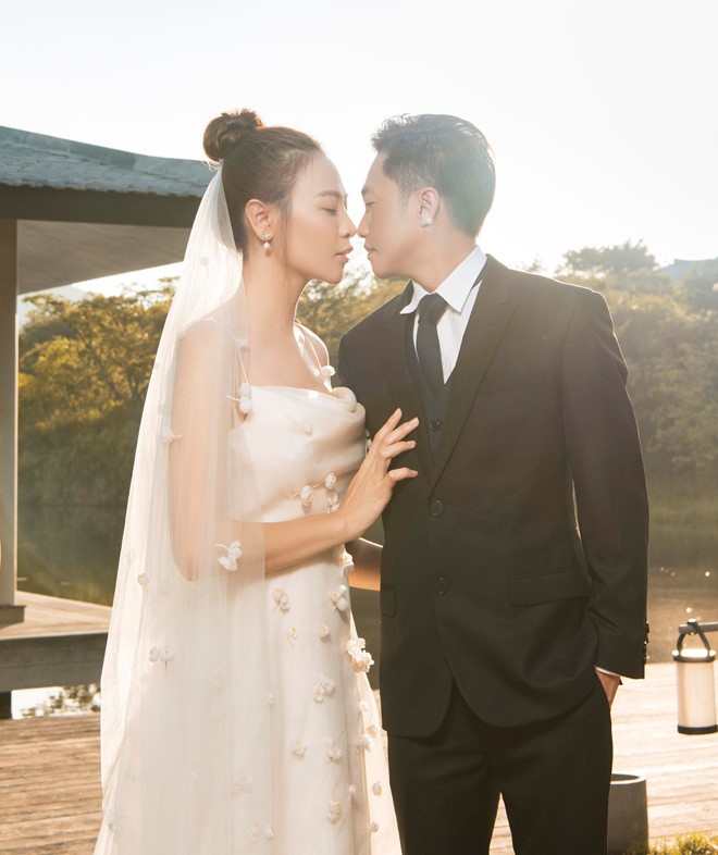 Cường Đô La và Đàm Thu Trang chụp ảnh cưới với Subeo ảnh 3