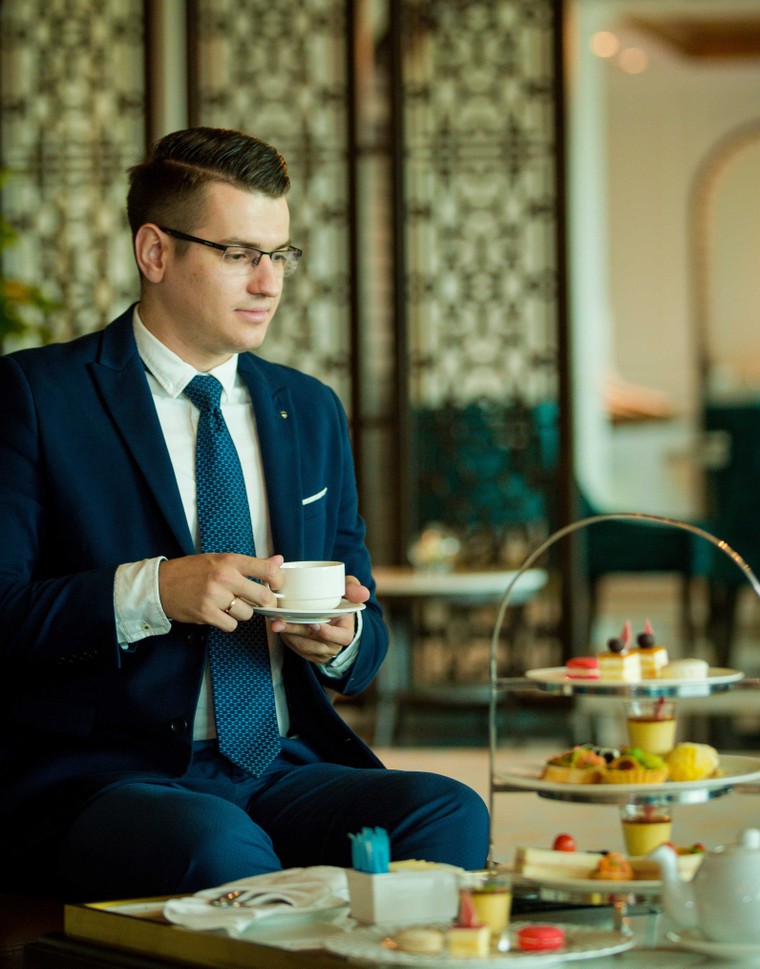 Thú vui ‘sang chảnh’ mới ở Hạ Long: Thưởng trà từ độ cao 100m ảnh 1