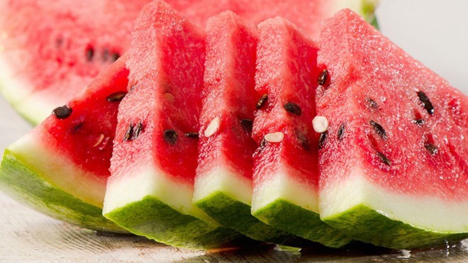 Sai lầm nào khi ăn dưa hấu có thể gây hại sức khỏe?