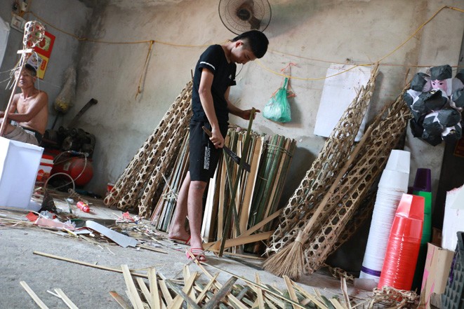 Làng nghề Phúc Am 'đìu hiu' Rằm tháng Bảy ảnh 1