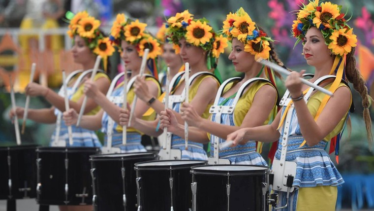 Nhìn lại những hình ảnh ấn tượng của Sầm Sơn hè 2019 ảnh 4