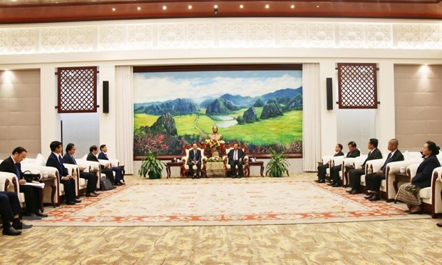 Tổng Bí thư, Chủ tịch Lào tiếp Đoàn Văn phòng TW Đảng CS Việt Nam ảnh 1