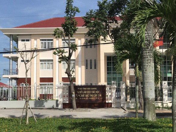 Vì sao Chủ tịch Liên hiệp các tổ chức hữu nghị tỉnh Hậu Giang bị kỷ luật? ảnh 1