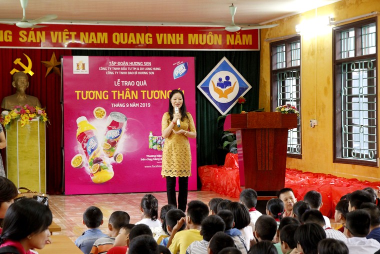 Trung thu ấm tình thân với chương trình Tương thân tương ái ảnh 4